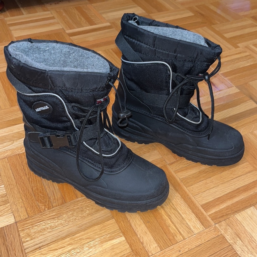 Snow boots - Picture 2 of 3